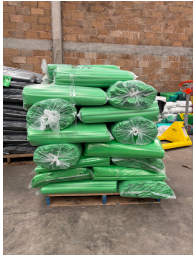 Bolsas verdes en pallet